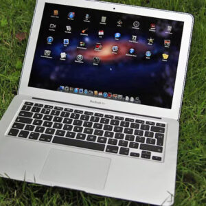 Apple MacBook Air 2011, 13.3" Intel® Core i5-2557M  4 GB DDR3-SDRAM 128 GB SSD (Refurbished)